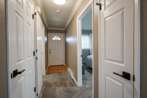 $159,900 | 222 North Hutchinson Road, Unit 204, Spokane Valley, WA 99212