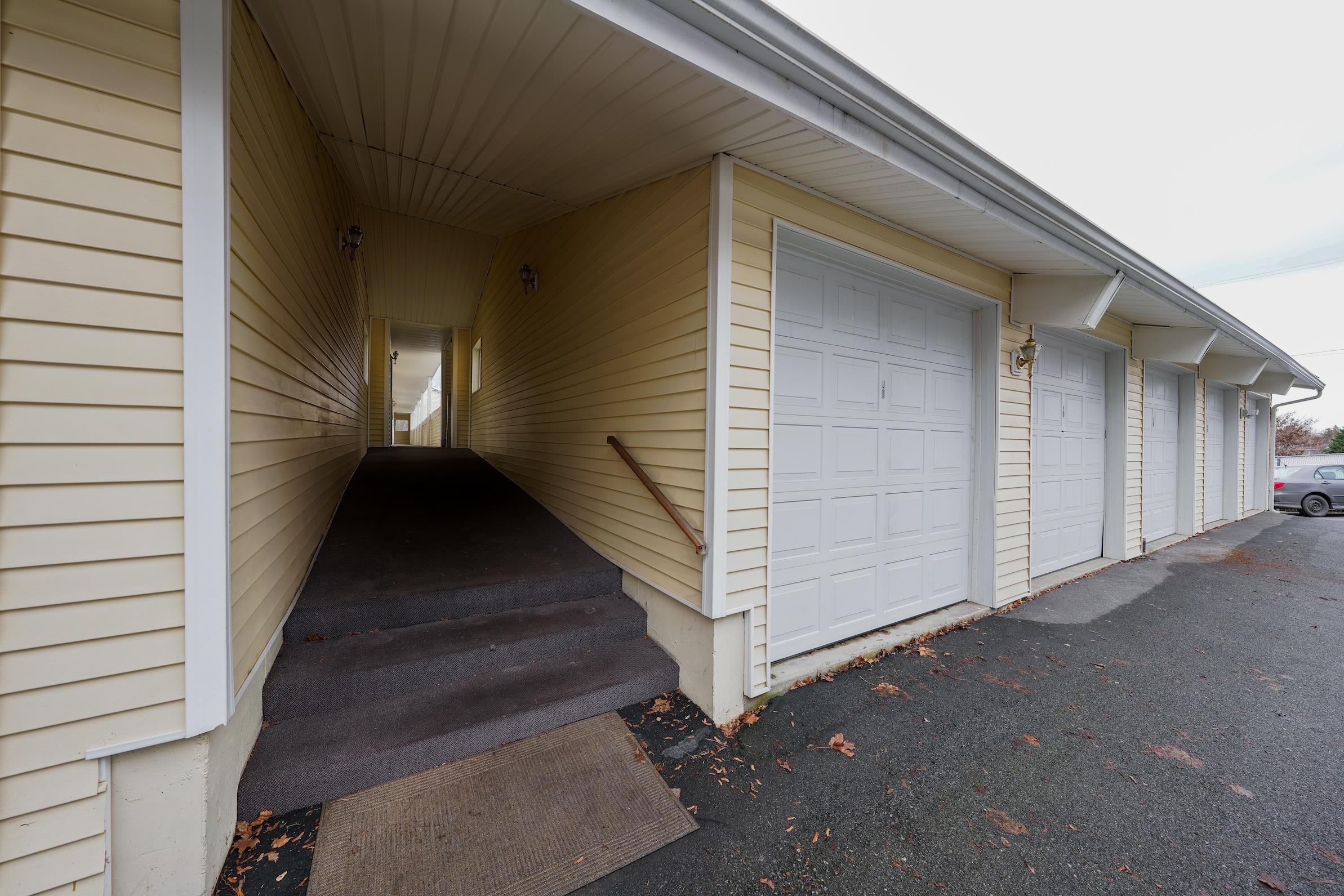 222 North Hutchinson Road, Unit 204 Spokane Valley, WA 99212 - Photo 21 of 33