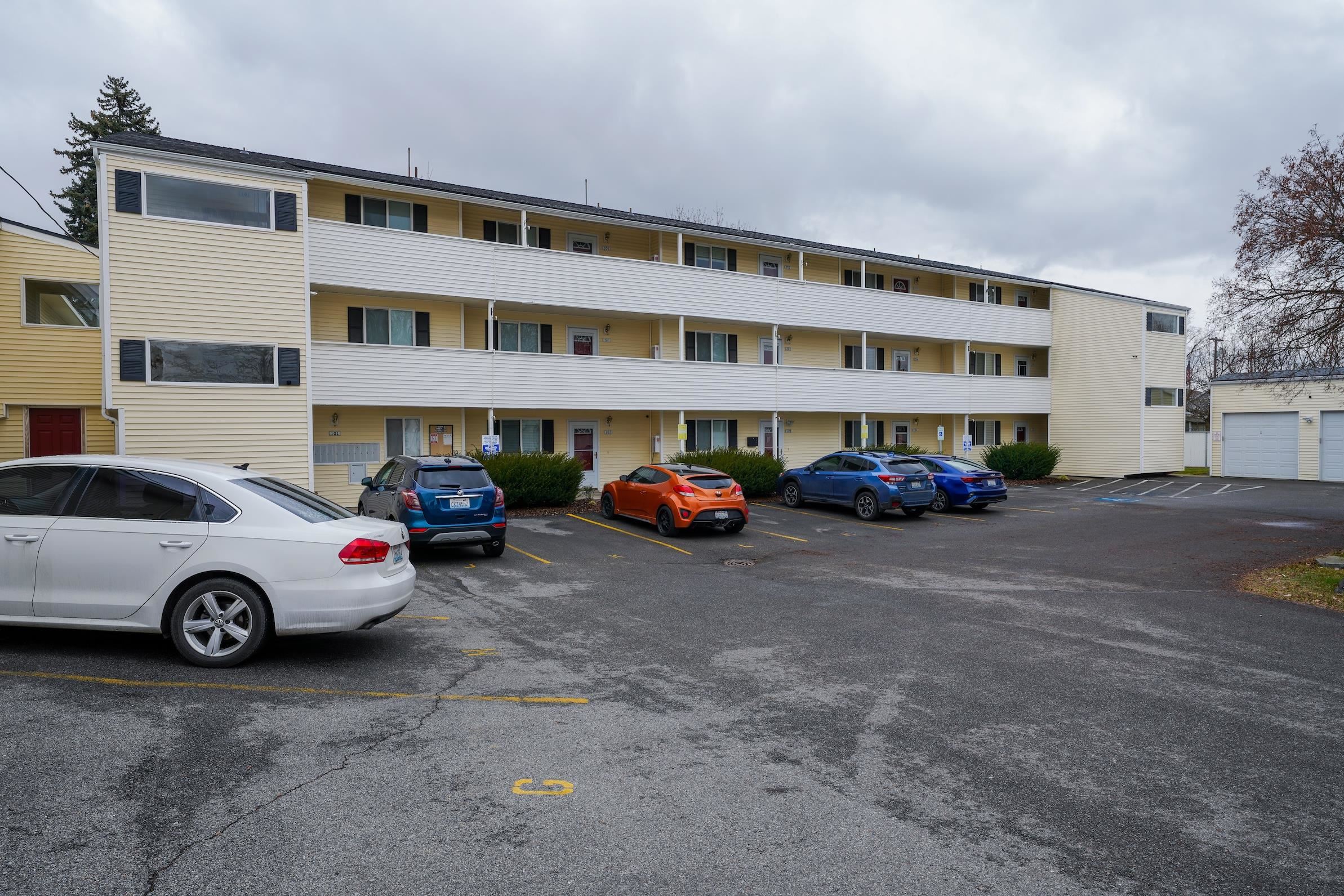 222 North Hutchinson Road, Unit 204 Spokane Valley, WA 99212 - Photo 24 of 33