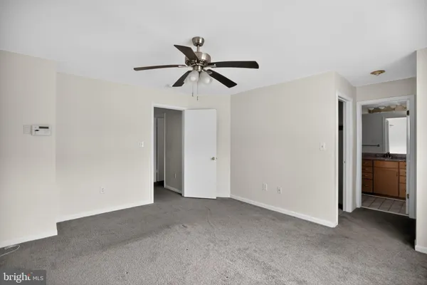 a view of empty room