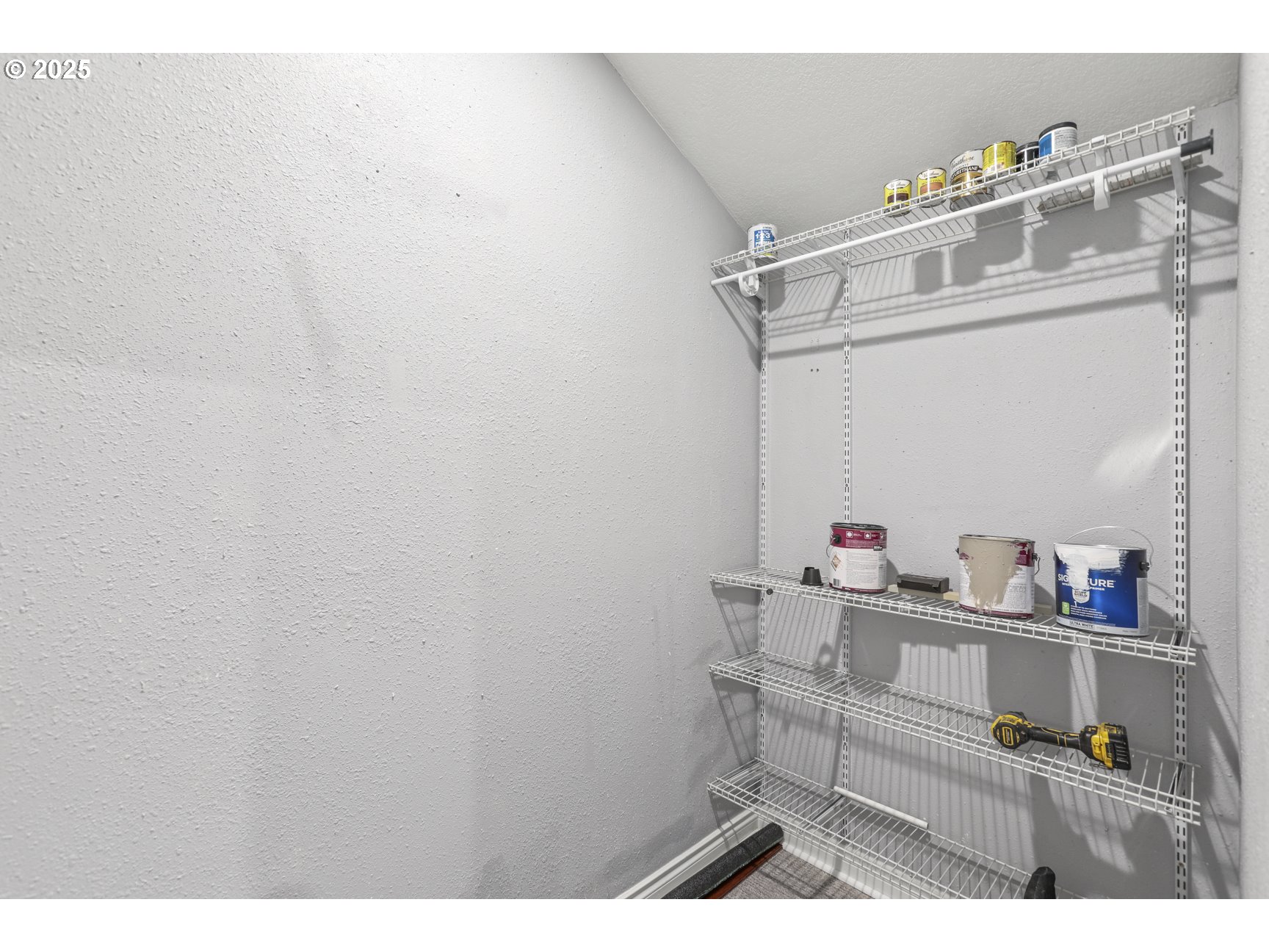 1683 North Jantzen Avenue Portland, OR 97217 - Photo 25 of 35