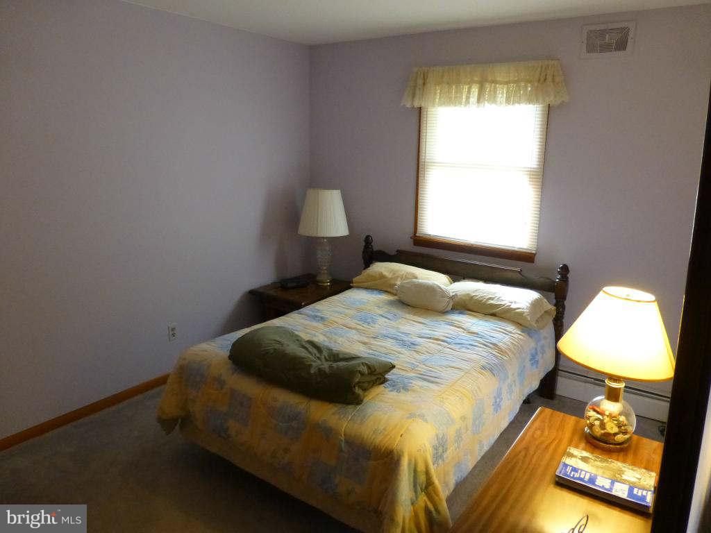 1736 Poplar Ridge Road Pasadena, MD 21122 - Photo 12 of 30 Bedroom