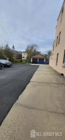 $2,800 | 228 1st Street, Unit 1, South Amboy, NJ 08879