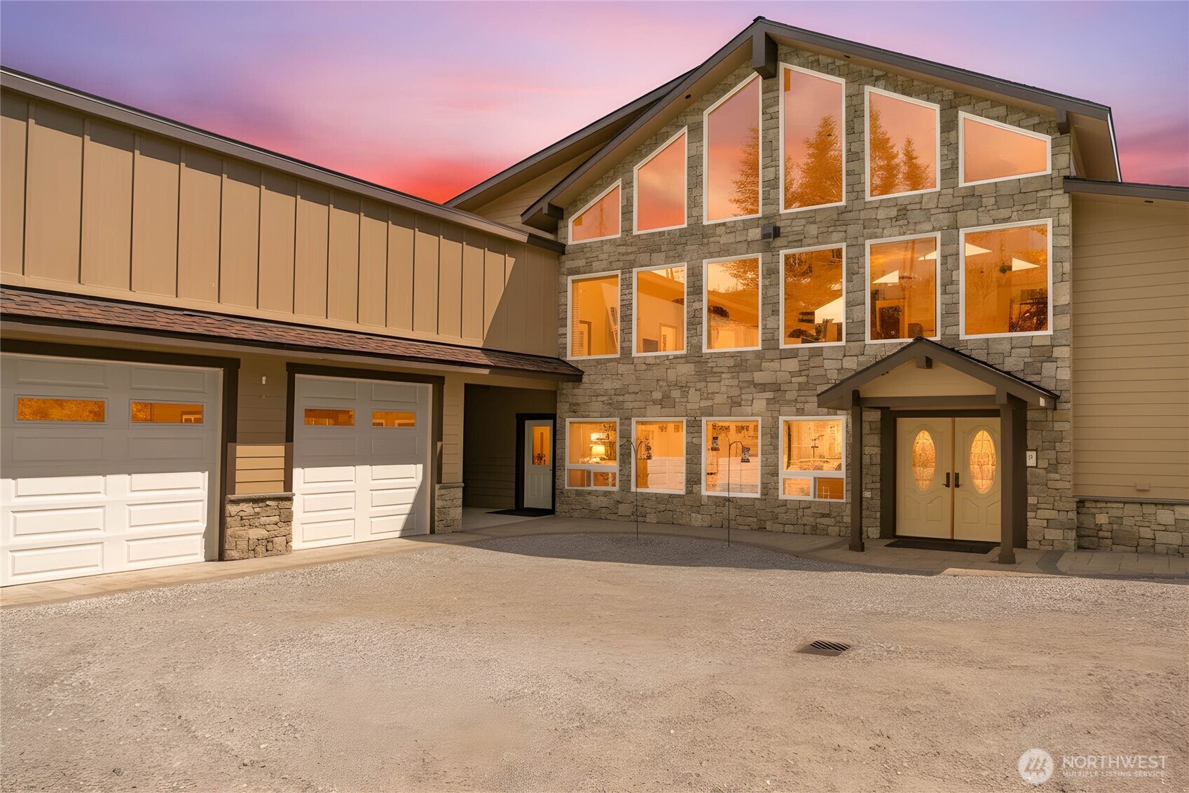 539 Antoine Creek Road Chelan, WA 98816 - Photo 4 of 38