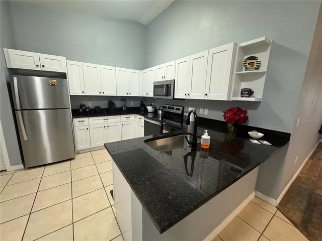 $2,100 | 2802 Club Cortile Circle, Unit B, Kissimmee, FL 34746