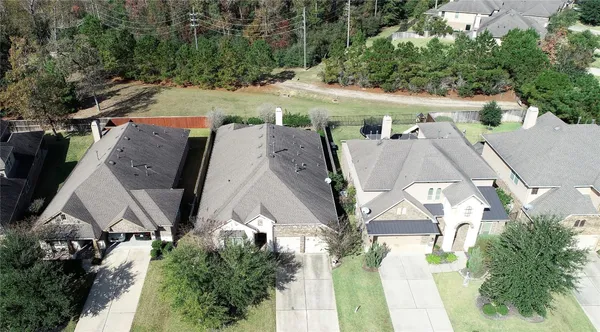 $3,500 | 151 West Wading Pond Circle, Tomball, TX 77375