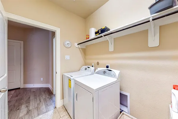 $3,500 | 151 West Wading Pond Circle, Tomball, TX 77375