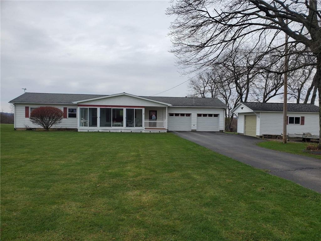 211 Snow Hill Road Chicora, PA 16025 - Photo 2 of 18 Gallery Image 2