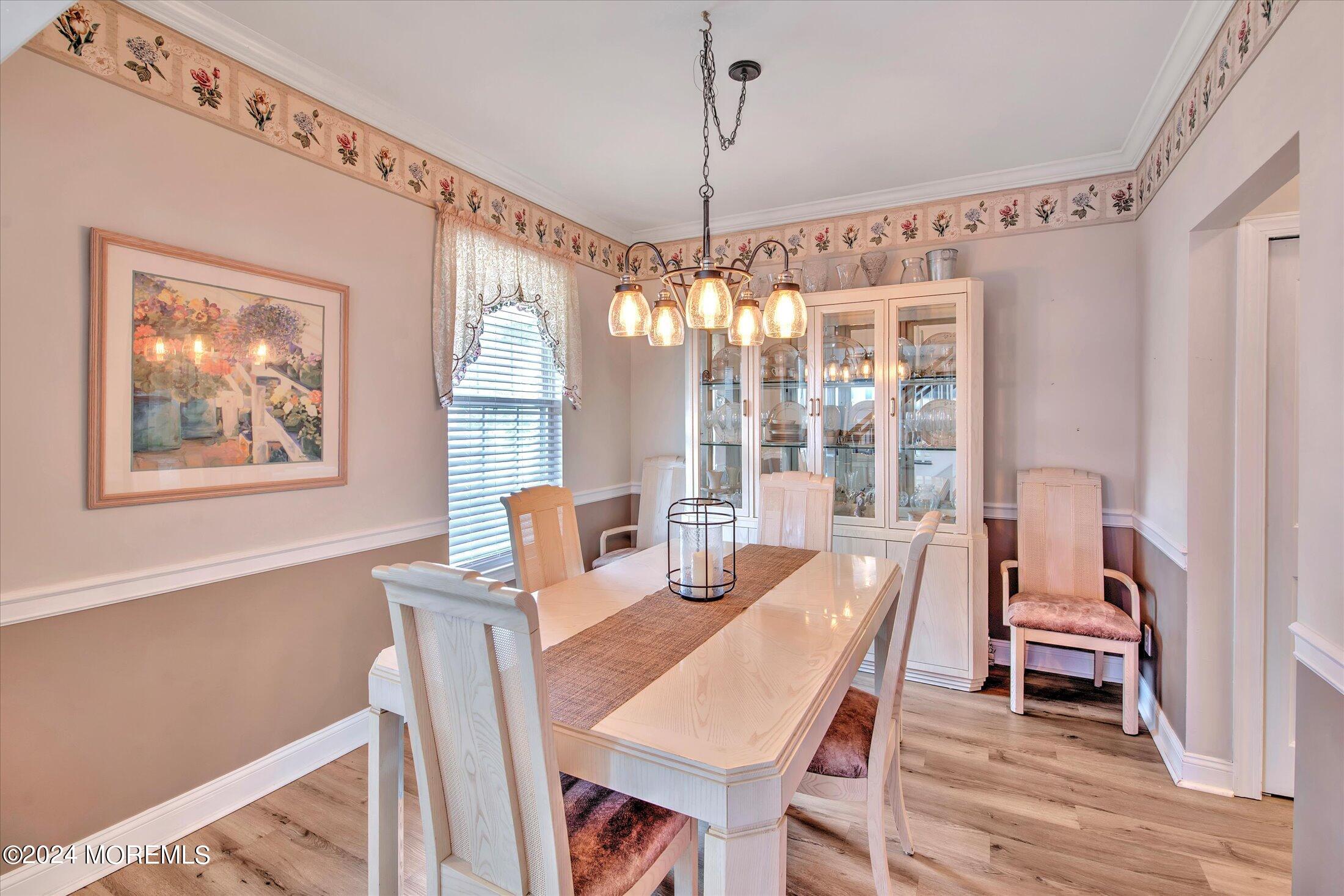 36 Danella Way Howell, NJ 07731 - Photo 15 of 45 16-DINING ROOM