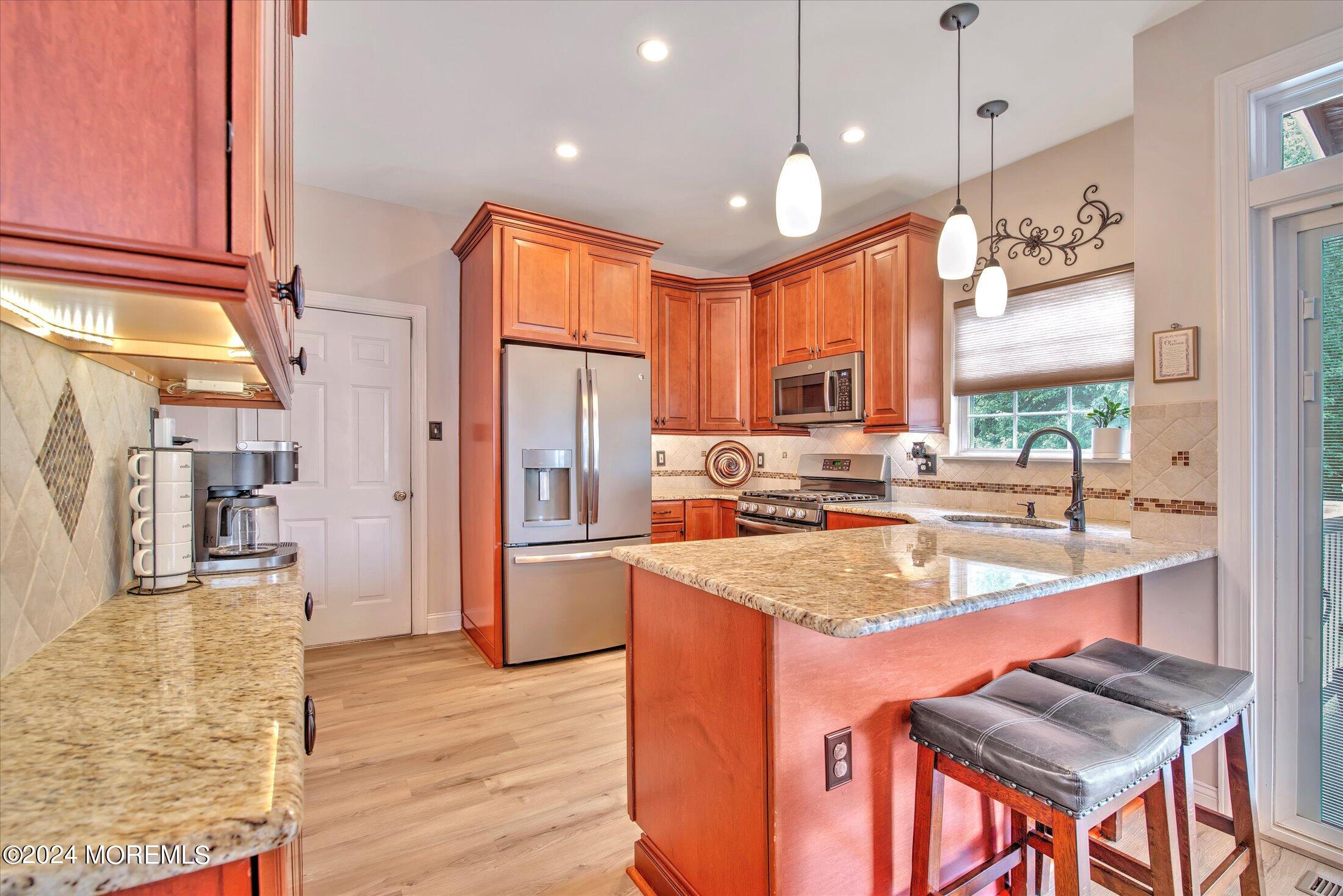 36 Danella Way Howell, NJ 07731 - Photo 17 of 45 18-KITCHEN