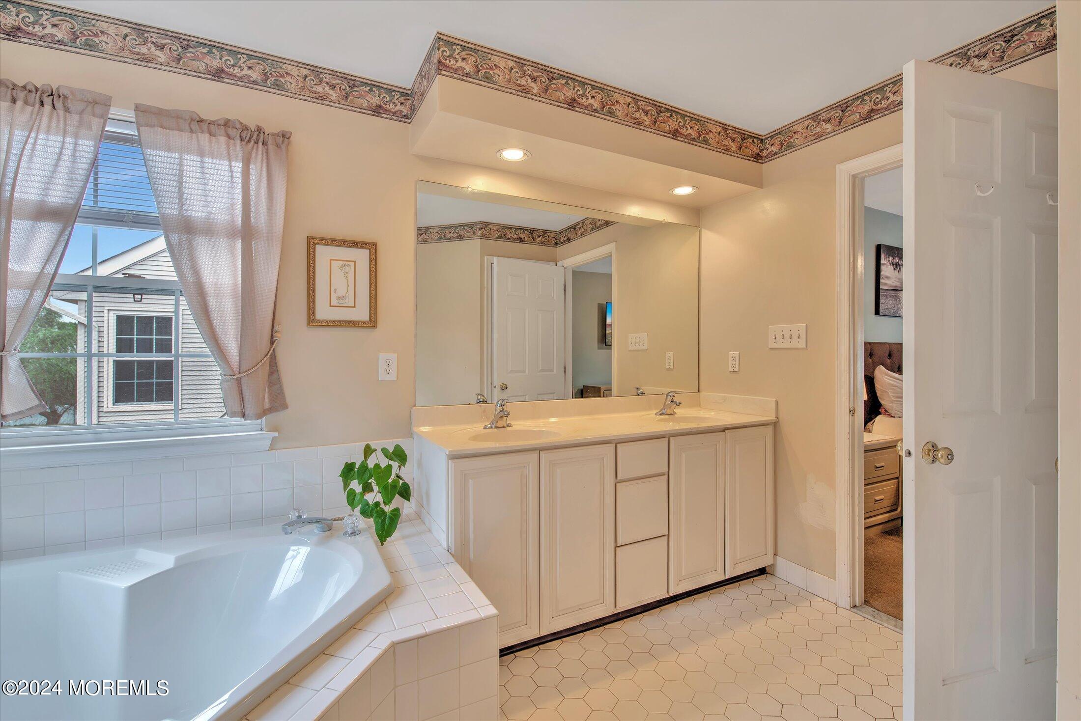 36 Danella Way Howell, NJ 07731 - Photo 29 of 45 30-MASTER BATHROOM