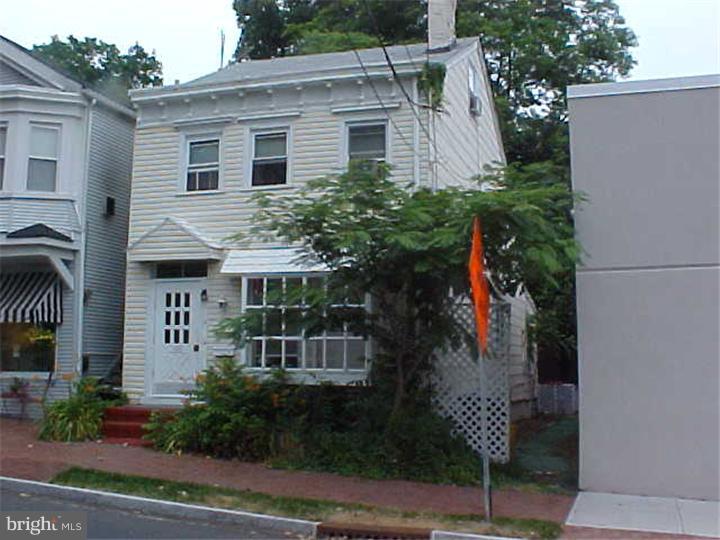 126 Stockton Street Hightstown, NJ 08520 - Photo 2 of 18