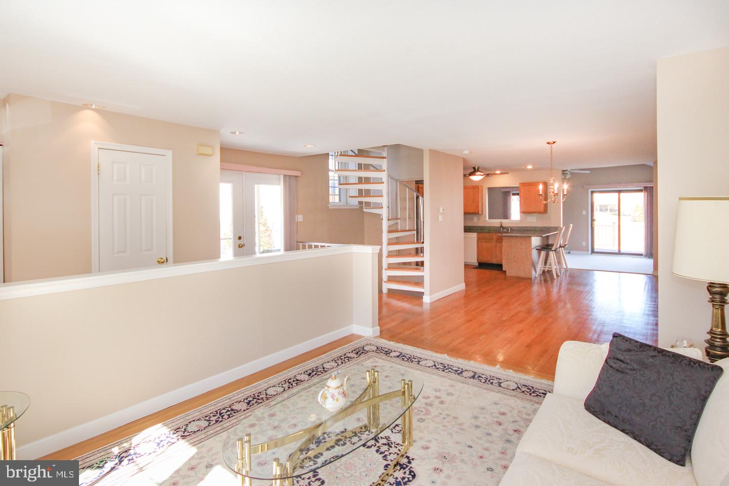 11 Ruth Road Brookhaven, PA 19015 - Photo 5 of 26 Gallery Image 5