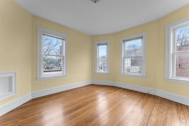 $3,300 | 571 Washington Street, Unit 2, Boston, MA 02135