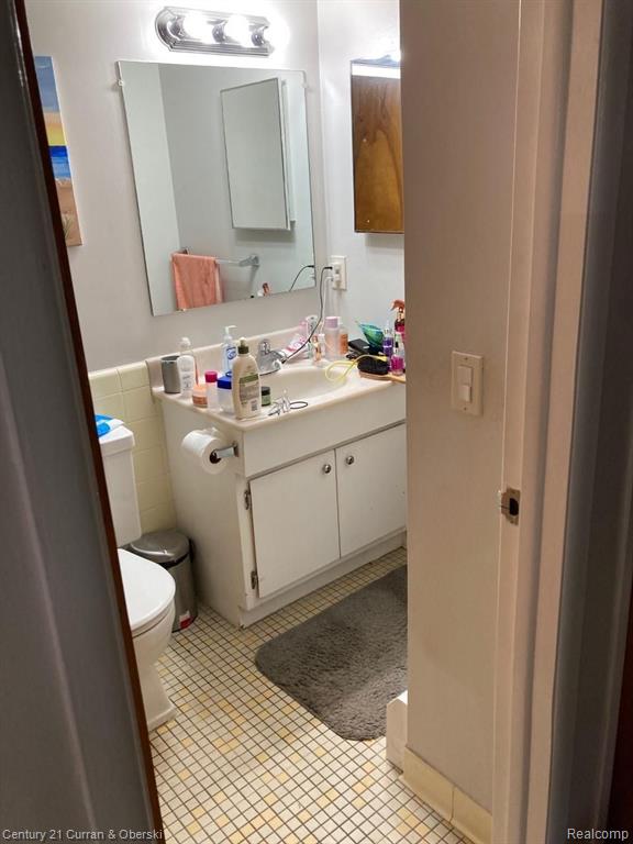 355 East 14 Mile Road, Unit 9 Birmingham, MI 48009 - Photo 4 of 9