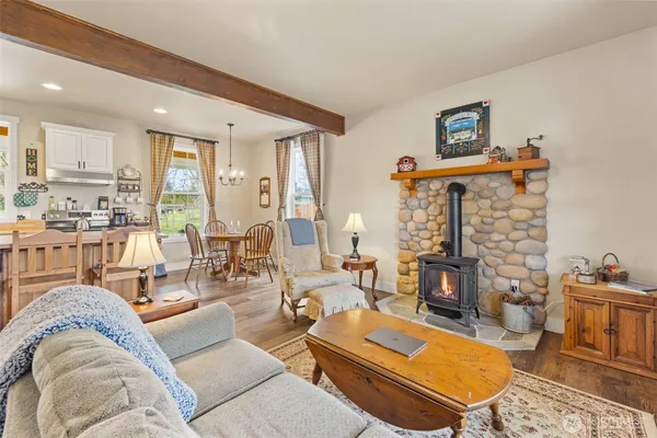 $495,000 | 981 West Hendrickson Road, Sequim, WA 98382