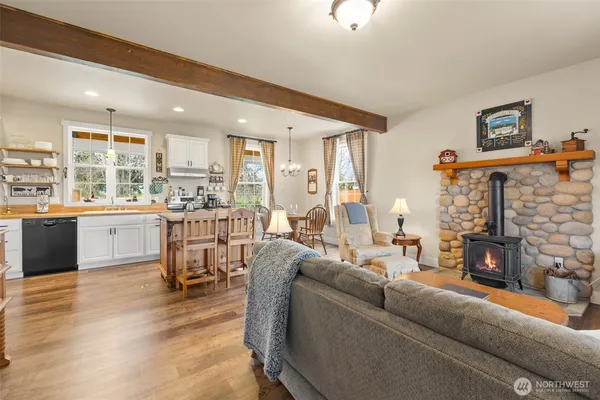 $495,000 | 981 West Hendrickson Road, Sequim, WA 98382