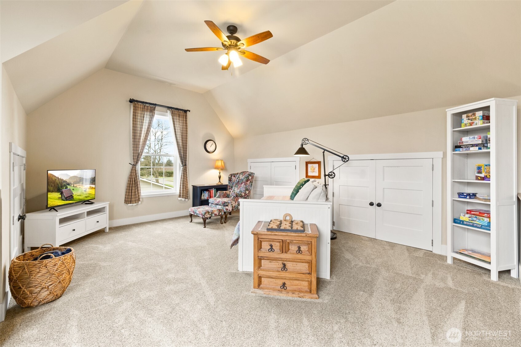 981 West Hendrickson Road Sequim, WA 98382 - Photo 17 of 40