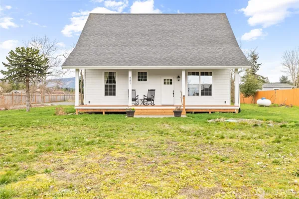 $495,000 | 981 West Hendrickson Road, Sequim, WA 98382