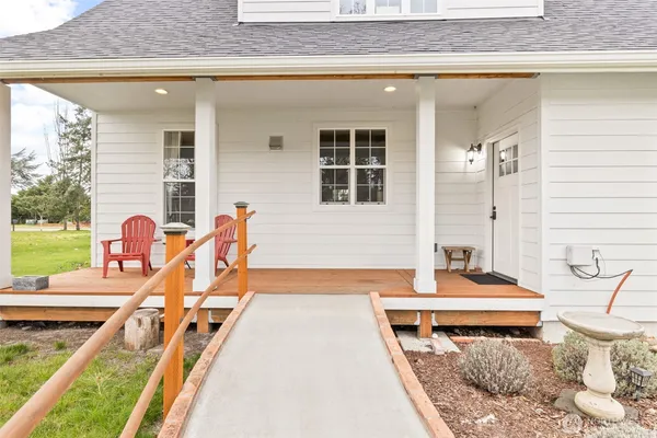 $495,000 | 981 West Hendrickson Road, Sequim, WA 98382