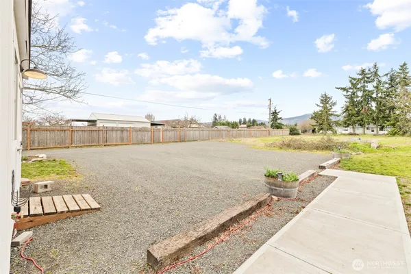 $495,000 | 981 West Hendrickson Road, Sequim, WA 98382