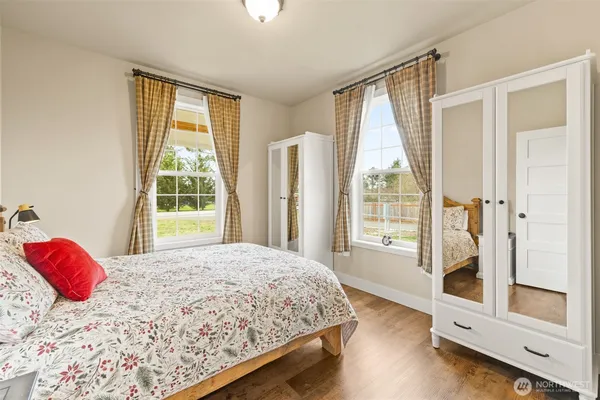 $495,000 | 981 West Hendrickson Road, Sequim, WA 98382