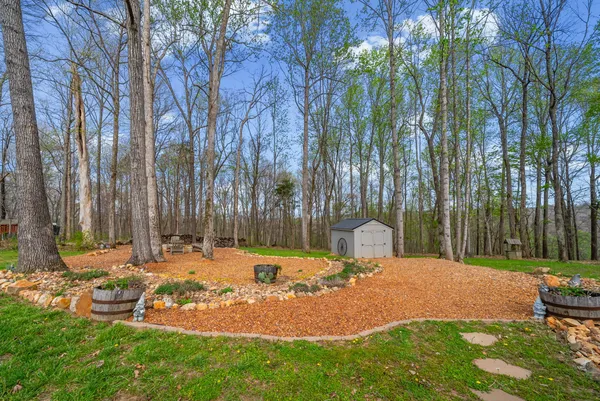 $550,000 | 2675 Mockingbird Hill Road, Palmyra, TN 37142
