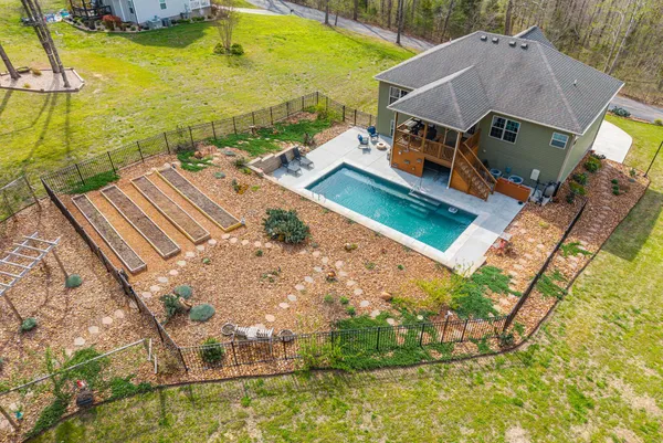 $550,000 | 2675 Mockingbird Hill Road, Palmyra, TN 37142