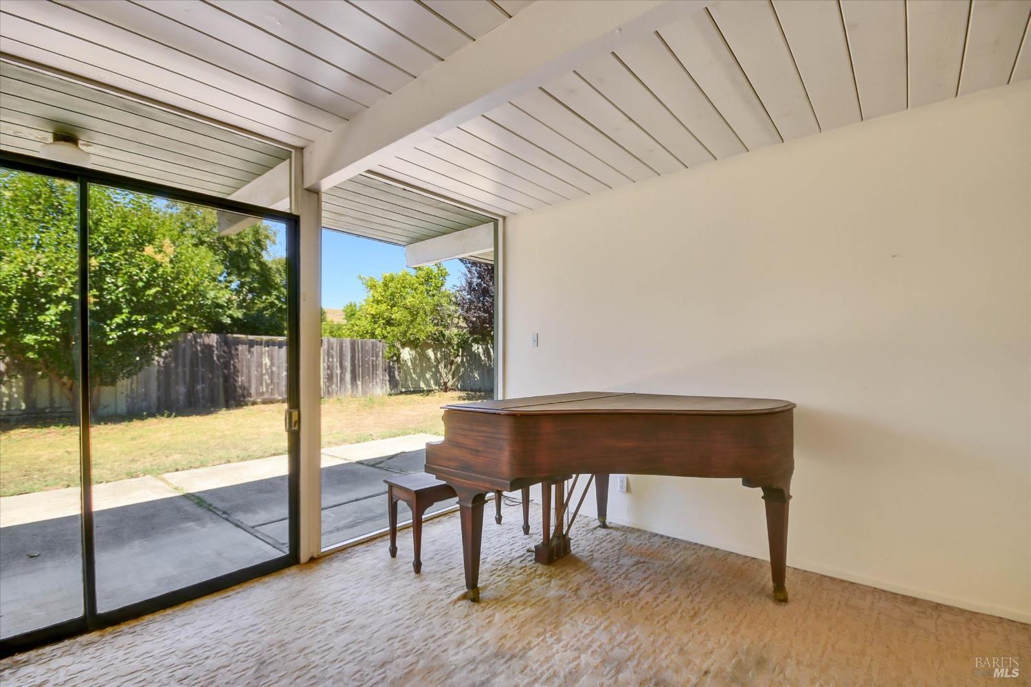 786 Bamboo Terrace San Rafael, CA 94903 - Photo 15 of 40