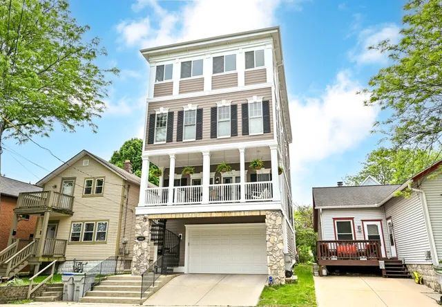 $1,100,000 | 2425 South Superior Street, Milwaukee, WI 53207