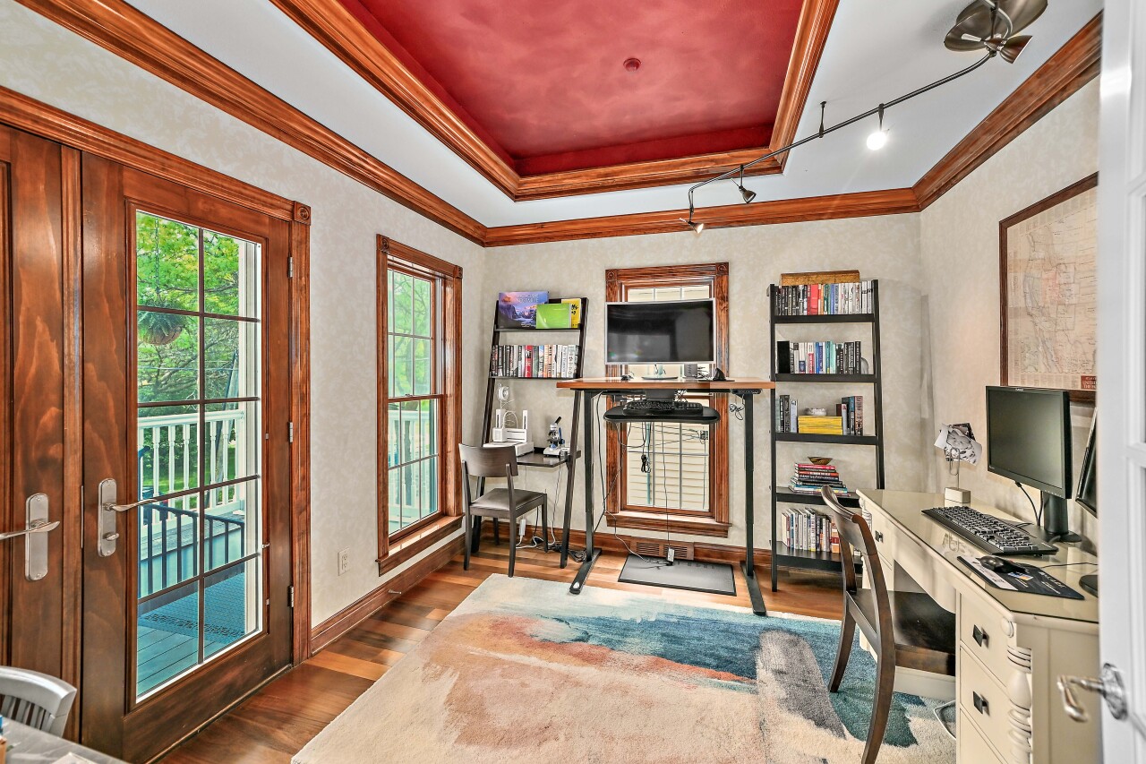 2425 South Superior Street Milwaukee, WI 53207 - Photo 20 of 47 Office Space