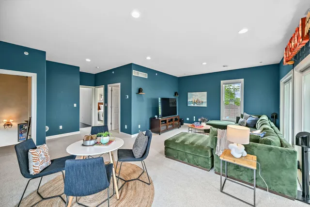 $1,100,000 | 2425 South Superior Street, Milwaukee, WI 53207