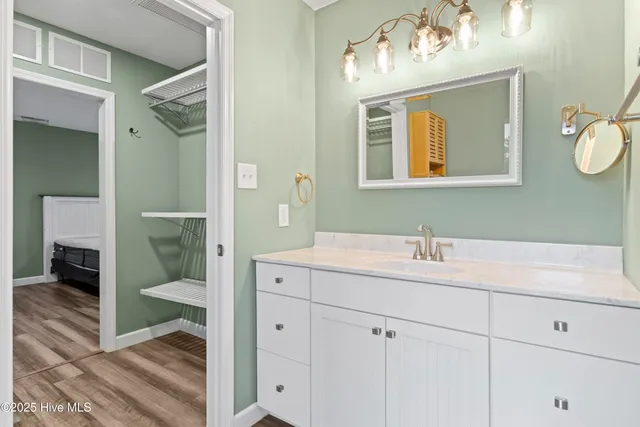 $525,000 | 5724 Gondolier Drive, New Bern, NC 28560