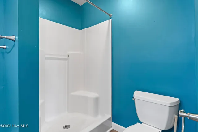 $525,000 | 5724 Gondolier Drive, New Bern, NC 28560