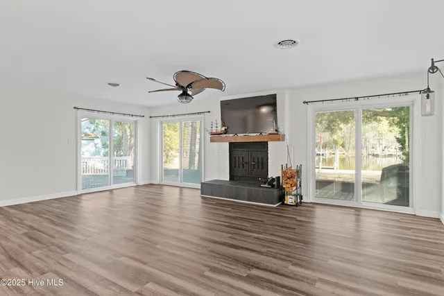 $525,000 | 5724 Gondolier Drive, New Bern, NC 28560