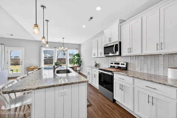 $500,000 | 42 East Maritt Street, Hampstead, NC 28443