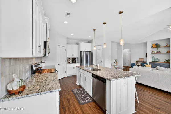 $500,000 | 42 East Maritt Street, Hampstead, NC 28443