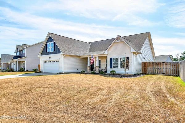 $500,000 | 42 East Maritt Street, Hampstead, NC 28443