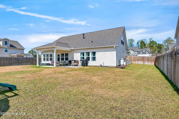 $500,000 | 42 East Maritt Street, Hampstead, NC 28443