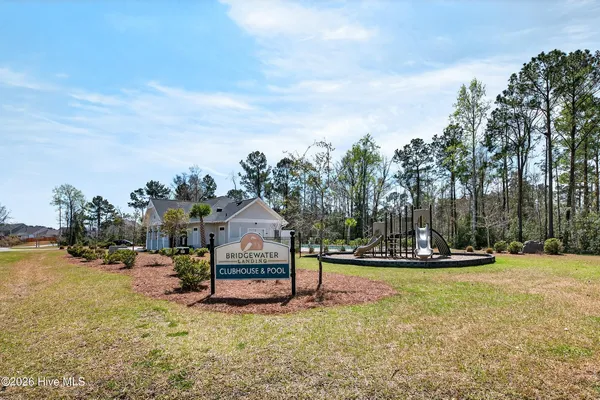 $500,000 | 42 East Maritt Street, Hampstead, NC 28443