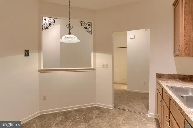 $2,500 | 712 Creekside Drive, Hummelstown, PA 17036