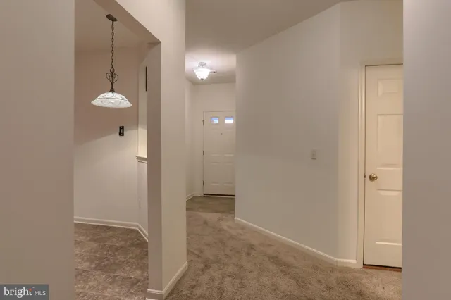 $2,500 | 712 Creekside Drive, Hummelstown, PA 17036