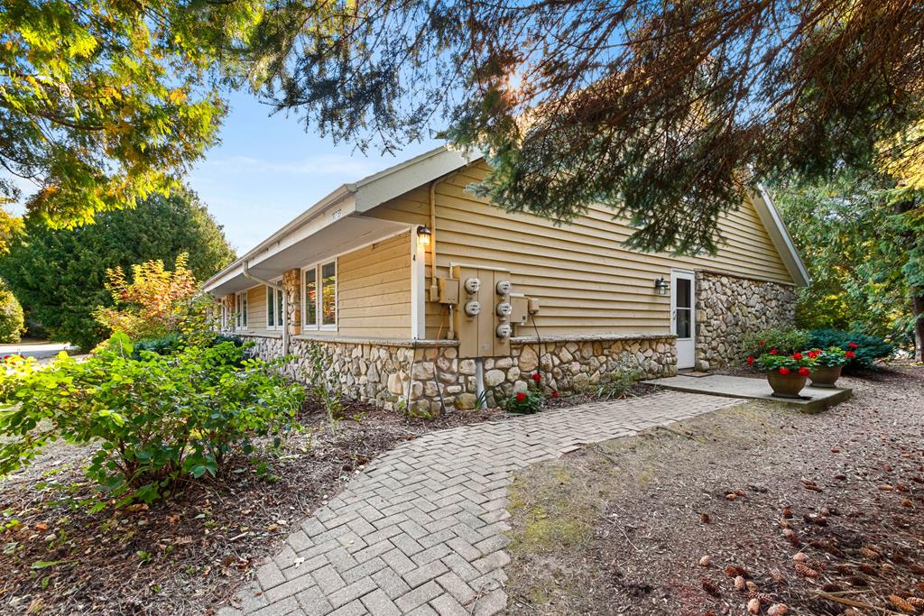 10759 North Spring Road, Unit 14 Sister Bay, WI 54234 - Photo 26 of 32 Gallery Image 26
