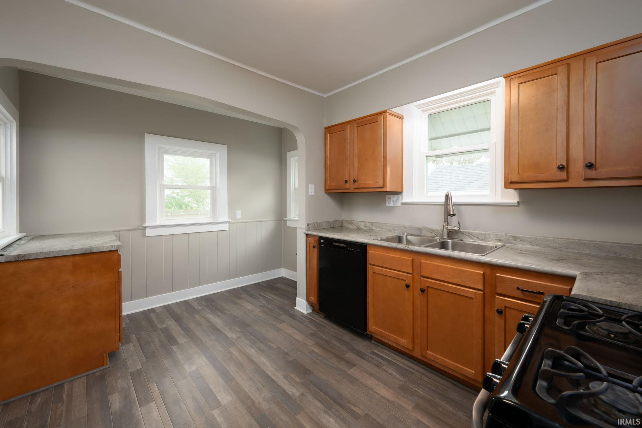1730 Spring Street Fort Wayne, IN 46808 - Photo 13 of 34