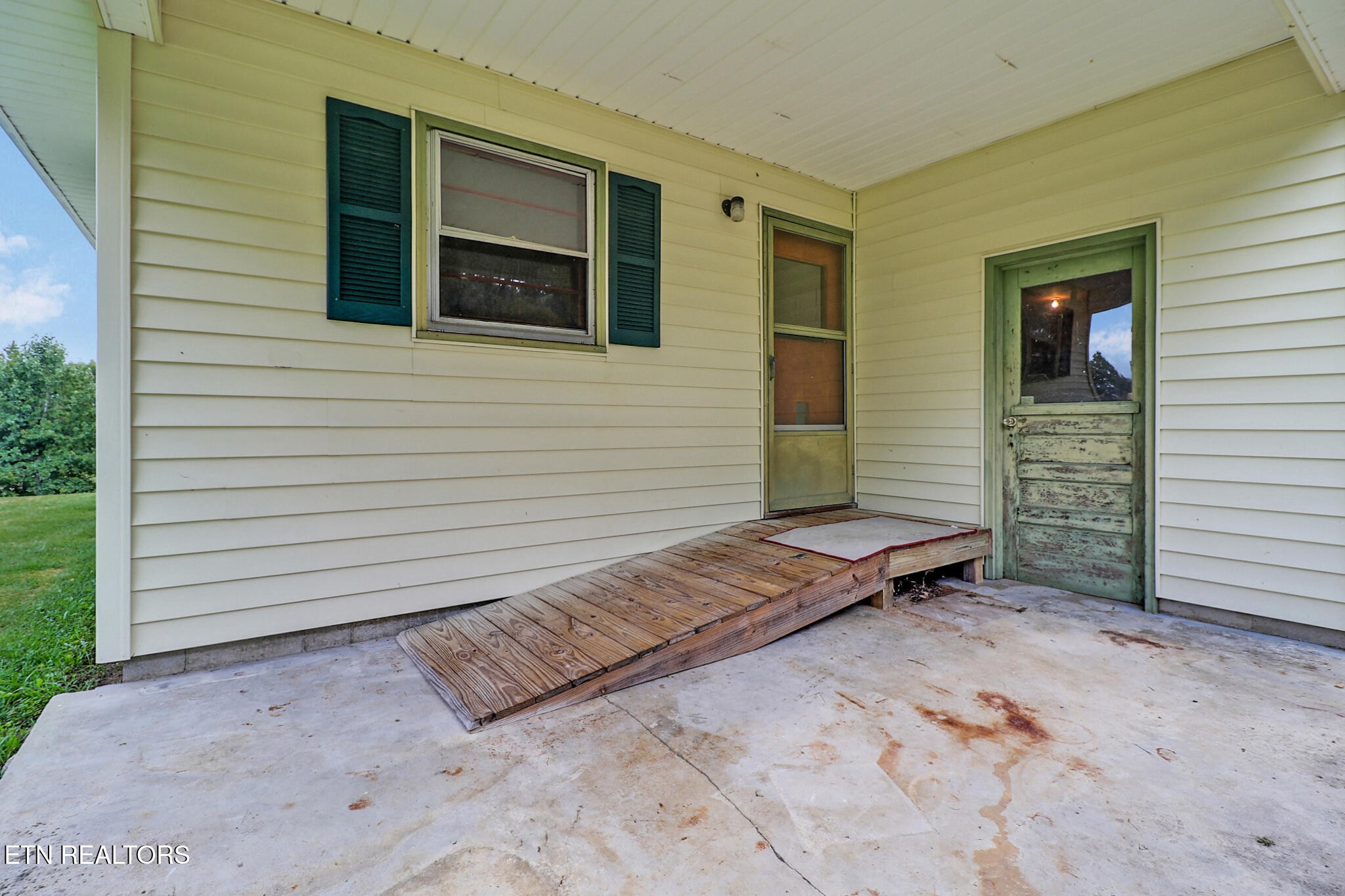 4357 Round Mountain Road Jamestown, TN 38556 - Photo 43 of 46 Gallery Image 43