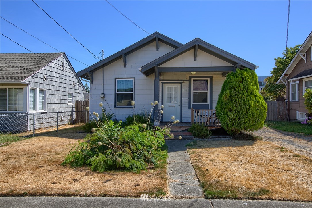 340 Pelly Avenue North Renton, WA 98057 - Photo 1 of 11