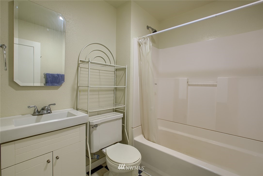 340 Pelly Avenue North Renton, WA 98057 - Photo 7 of 11