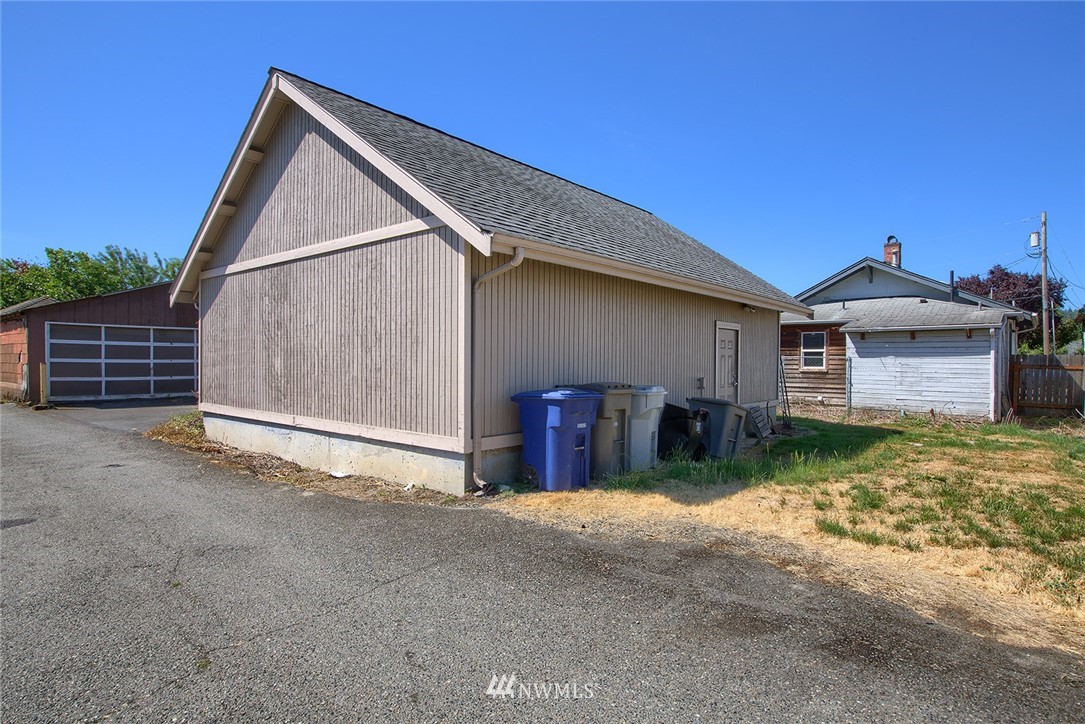 340 Pelly Avenue North Renton, WA 98057 - Photo 10 of 11