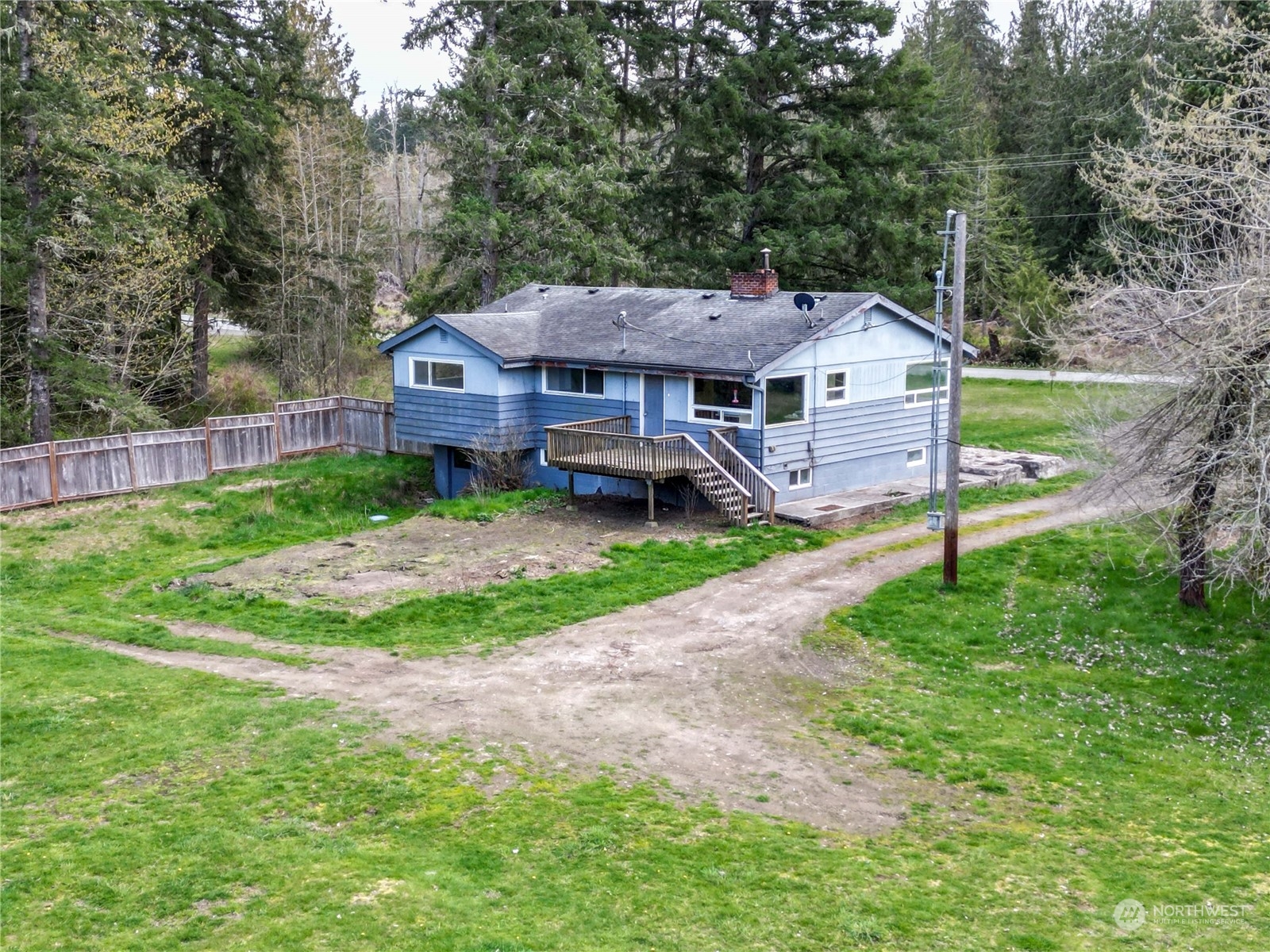 243 Gellor Road Port Angeles, WA 98362 - Photo 3 of 34 Gallery Image 3