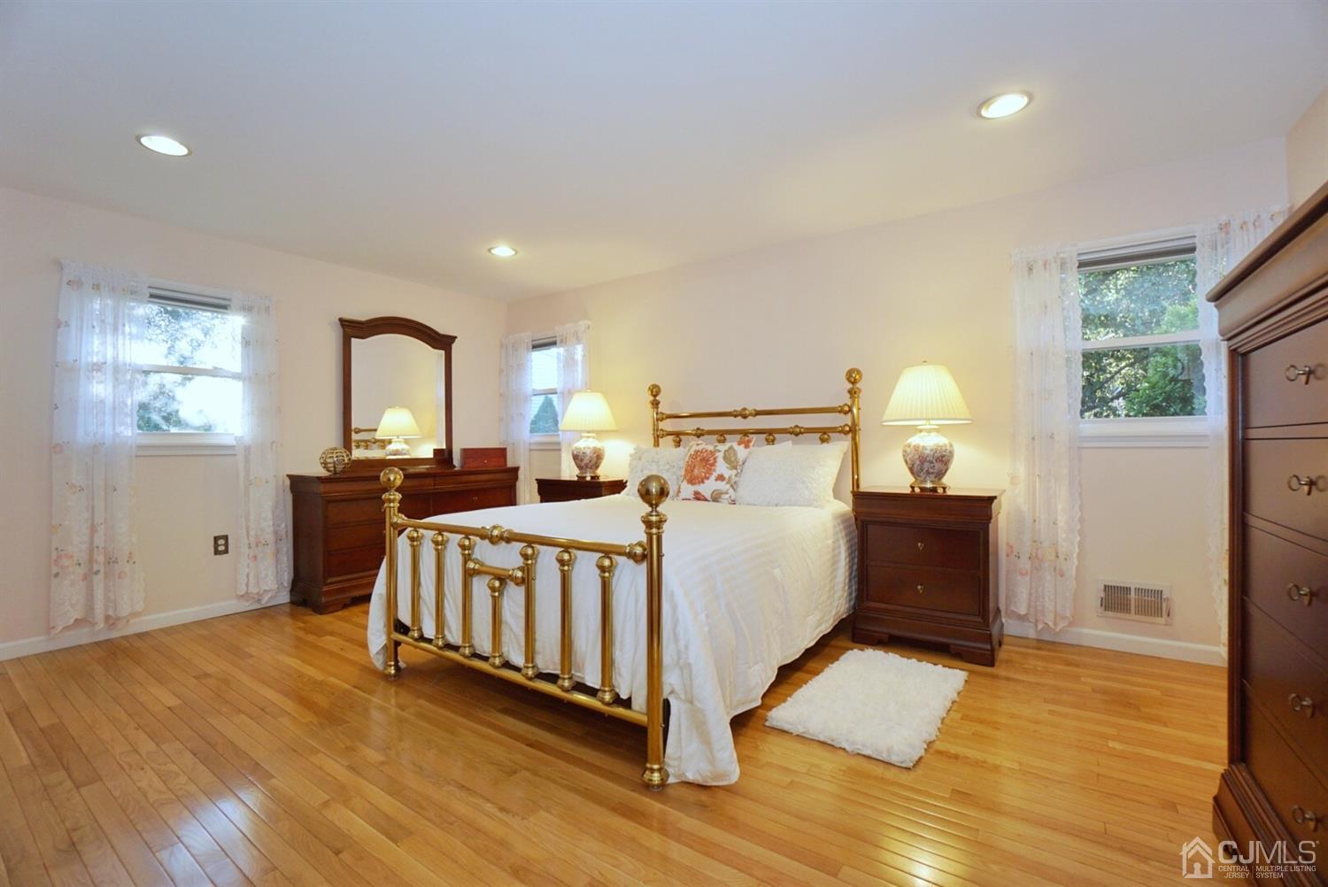 1 Pitt Road East Brunswick, NJ 08816 - Photo 27 of 51 Gallery Image 27